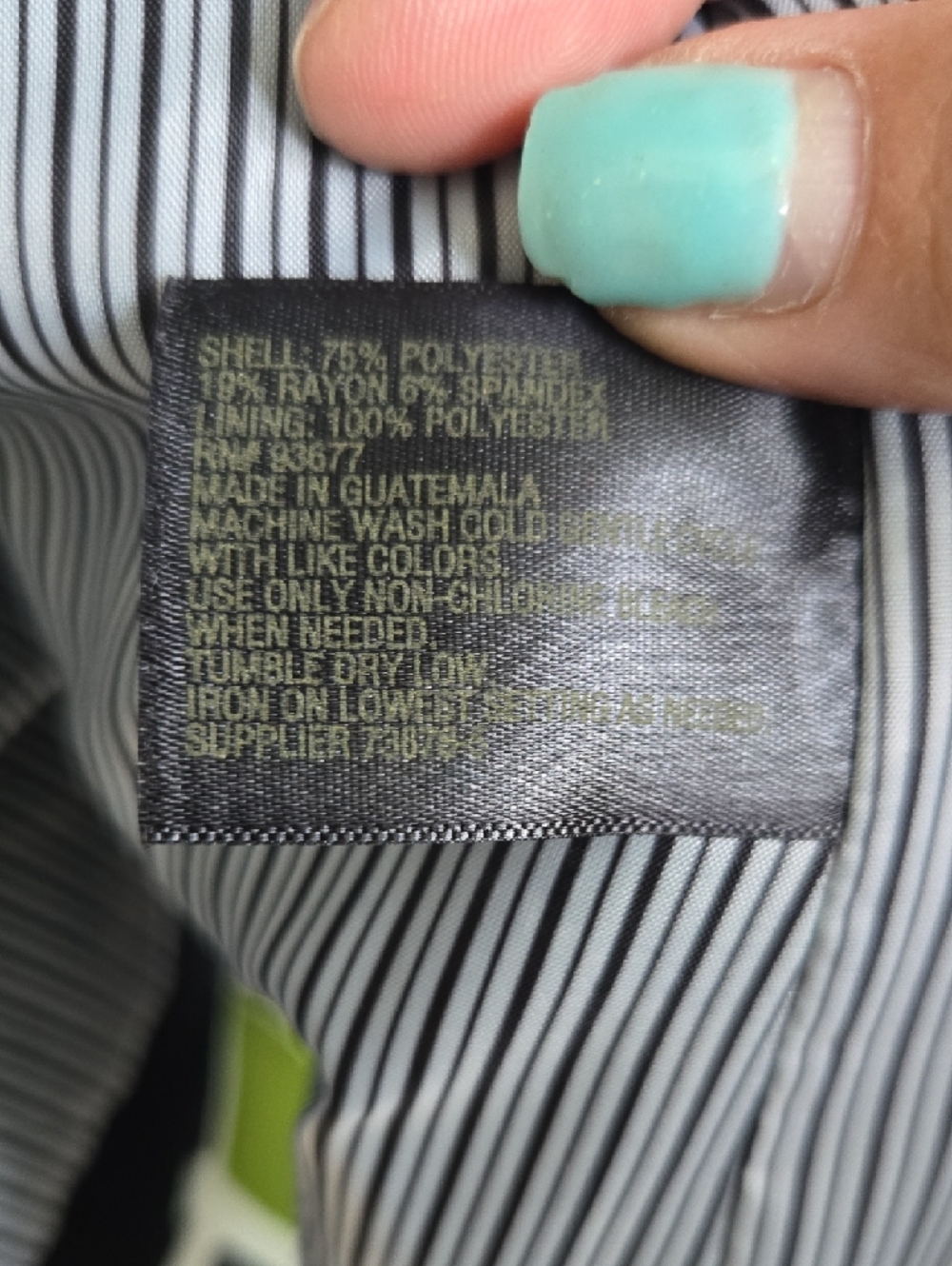 Worthington Black Women's Blazer.  Pre Owned, Great Quality Blazer. - Picture 6 of 6